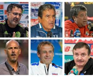 Los entrenadores colombianos en primera fila, abajo Klinsmann entre los dos locales.