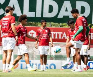 Imágenes del desarrollo del partido.