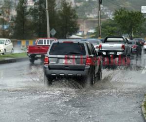 Las lluvias podrían generar inundaciones repentinas e inundaciones pluviales en áreas urbanas de los departamentos declarados en alerta amarilla y alerta verde.