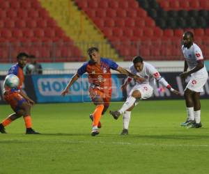 Imágenes del desarrollo del partido.