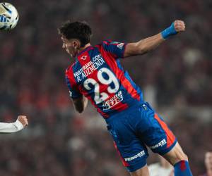 Rodrigo Auzmendi amarga al River Plate al anotar gol de cabeza con el San Lorenzo