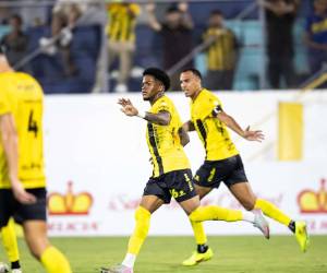 Imágenes del desarrollo del partido.