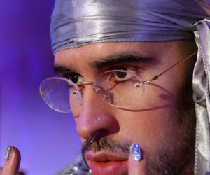 El artista puertorriqueño llevará uno de sus conciertos más especiales a la pantalla: Spotify estrenará una película basada en su show exclusivo en Tokio.