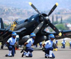 El evento se realiza en la Base Aérea Coronel Hernán Acosta Mejía.