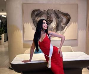 Durante el último día de actividades en Pattaya, Tailandia, las candidatas a Miss Universo 2025 disfrutaron de una cena de gala en el impresionante recinto de Thai, donde la belleza, la gastronomía y la cultura se fusionaron en un gran evento.