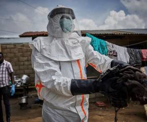 La Organización Mundial de la Salud (OMS) dijo este domingo que teme una exportación regional del brote de ébola en una provincia fronteriza del este de la República Democrática del Congo (RDC) que hoy ha sido declarado emergencia de salud pública de preocupación internacional.