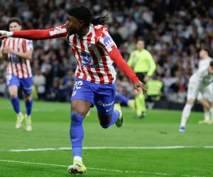 Imágenes del desarrollo del partido.