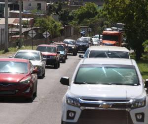 Con el nuevo puente, 159 mil vehículos cruzarán la intersección sin detenerse, mientras otros 313 mil fluirán por la rotonda y sus rampas, reduciendo congestionamientos.