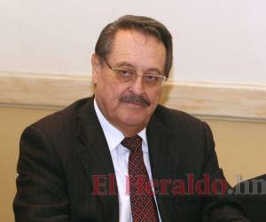 Orellana denunció que hay un boicot contra la institución.