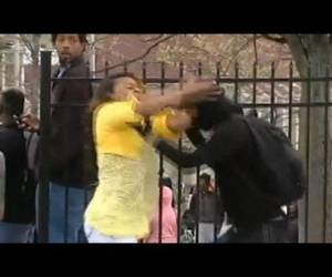 Estaba muy enfadada y sorprendida, porque uno nunca quiere ver a su hijo en esa situación”, relató Toya a la cadena norteamericana CBS.