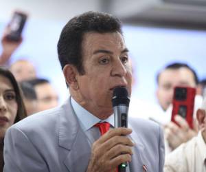 Salvador Nasralla, además de aspirar a la presidencia de la República, también tiene intenciones de ser el presidente del Consejo Central Ejecutivo del Partido Liberal.
