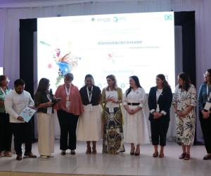 Representantes de los 17 países acordaron que es necesario fortalecer la cooperación regional para ampliar la cobertura de la alimentación escolar.