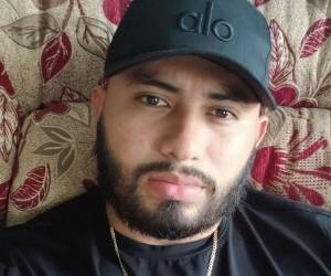 La noche del lunes 3 de agosto, tres personas perdieron la vida y una resultó herida tras un ataque armado en Jutiapa, Atlántida. Thomas Bodden es una de las víctimas y detrás de él hay un antecedente escondido. Esto se sabe.