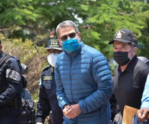 Según información del Buró Federal de Prisiones de EEUU, Hernández continúa en la cárcel, a pesar de los rumores de liberación.