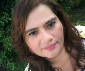 Un hecho sangriento se registró la madrugada de este domingo, en la comunidad de Palestina, municipio de Patuca, Olancho, tras el asesinato de Olga Fonseca dentro de su propia vivienda. Aquí los detalles de este crimen: