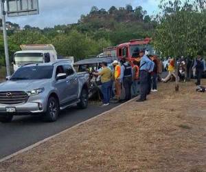 Este jueves 6 de agosto, un busito que transportaba estudiantes de la Escuela Nacional de Música terminó accidentado en el anillo periférico, en las cercanías de la Feria del Agricultor de la colonia Villa Nueva en la capital. El accidente de tránsito dejó como saldo dos personas heridas, entre ellas el conductor y un menor que tuvieron que ser trasladados a un centro asistencial. Pero, ¿qué pasará con el chofer? A continuación los detalles.