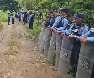 En la zona residen alrededor de 240 familias, quienes aseguran no haber tenido oportunidad de diálogo previo con las autoridades.