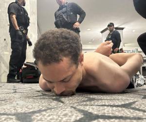 Trump aseguró esta noche en una rueda de prensa que el tirador estaba muy lejos de acercarse a él.