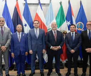 La autoridades del Congreso Nacional y del Foprel inauguraron las instalaciones en la capital hondureña.