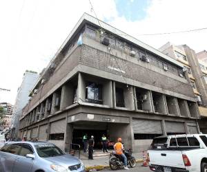 La AMDC enfrenta una carga de más de 2,300 contratos que consumen unos 650 millones de lempiras, limitando obras y servicios en la capital.