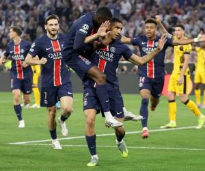 PSG o el Inter de Milán levantarán la copa de Champions League.