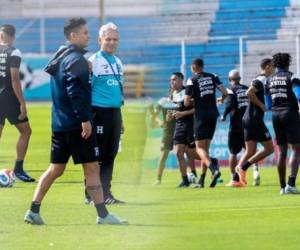 La selección de Honduras entrenó este domingo en Tegucigalpa para dejar todo listo para viajar a Costa Rica para enfrentar a su similar en San José