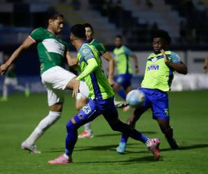 Imágenes del desarrollo del partido.