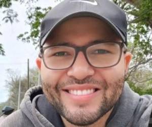 Según lo reportado, los atacantes intentaron despojarlo de sus pertenencias y de la motocicleta en la que se transportaba.