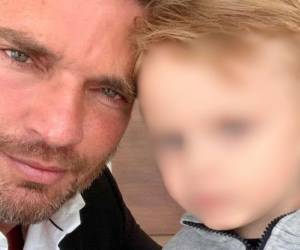 Matías Gregorio Gil De Sousa alcanzó los nueve años de edad este 27 de enero. La fecha motivó publicaciones separadas de sus padres, quienes mantienen una relación distante desde su separación hace varios años.