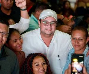 Jorge Aldana lleva varias semanas en protesta por los resultados en el Distrito Central.