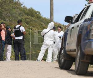 Una mujer fue asesinada la mañana de este domingo en el barrio La Lima, aldea Yaguacire, al sur de Tegucigalpa. La escena, donde se hallaron al menos 26 casquillos de bala, evidencian que pudo tratarse de una ejecución.