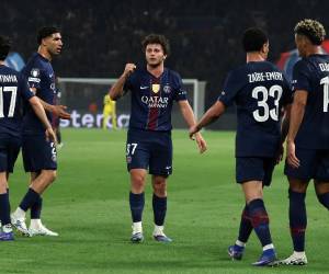 Imágenes del desarrollo del partido.