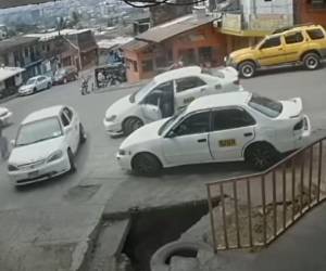 Incidente en punto de taxis del Reparto por Bajo casi termina en tragedia.