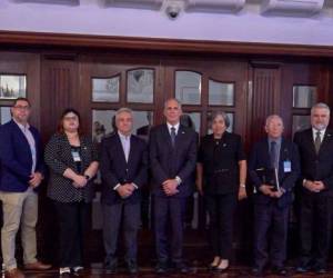 Nasry Asfura tras la reunión con el sector privado en Casa de Gobierno.