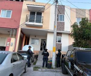 Varias viviendas fueron allanadas en la capital.