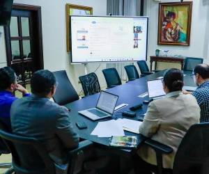 Durante la reunión, el presidente Asfura también informó a los secretarios de Estado sobre las acciones que su administración desarrolla en el Valle de Sula.