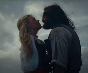 Las críticas no cesan hacia la adaptación de la obra literaria de Emily Brontë, pero así como cosecha detractores, también cosecha millones en taquilla.