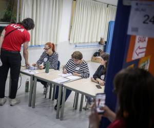 Con todo, la incertidumbre reina en muchos centros electorales del país.