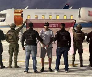 Detienen a mexicano un presunto líder criminal con ficha roja de Interpol