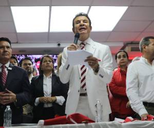 Los señalamientos de esta nueva crisis y división en el Partido Liberal, son contra el excandidato a la presidencia, Salvador Nasralla y su esposa, Iroska Elvir.