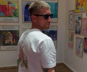 El jugador se fue de vacaciones junto a su esposa, pero todo se salió de control, el futbolista murió y ella tuvo que ser llevada de emergencia al hospital