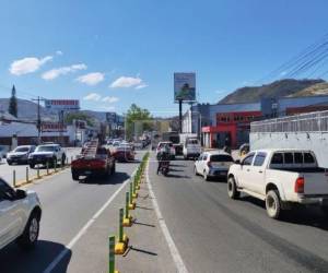 Desde tempranas horas de este lunes 9 de marzo, la salida al sur se colapsó por el tráfico vehicular, Aquí las imágenes.