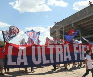 Imágenes del desarrollo del partido.
