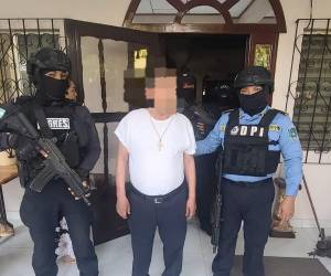 La captura ocurrió en horas de la madrugada mediante un allanamiento a la residencia del extitular de la municipalidad tocoeña.