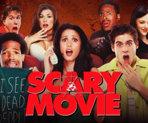 Su salto al entretenimiento llegó con Scary Movie, una comedia de parodia que marcó toda una era a principios de los 2000.
