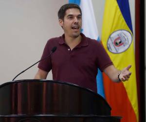 En su discurso, José Luis Ramírez Luengo señaló cinco factores para entender de una forma más completa y comprensiva la sincronía y los resultados actuales que presenta el español de América.