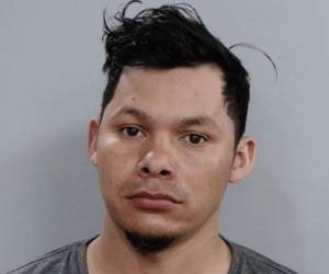 Jorge Luis Martínez Ulloa enfrenta múltiples cargos por secuestro y delitos sexuales contra una menor de 12 años.