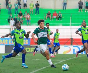 Imágenes del desarrollo del partido.