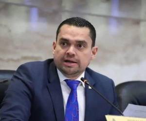 Tomás Zambrano se pronuncia sobre reformas y aprobación de contratos en el Congreso Nacional de Honduras.