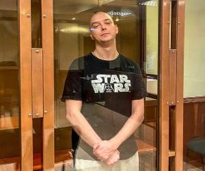 Desde abril está siendo juzgado a puerta cerrada porque se trata de un proceso por espionaje y traición a la patria. En la apertura del juicio proclamó su inocencia y denunció el “cinismo extremo” de la justicia.